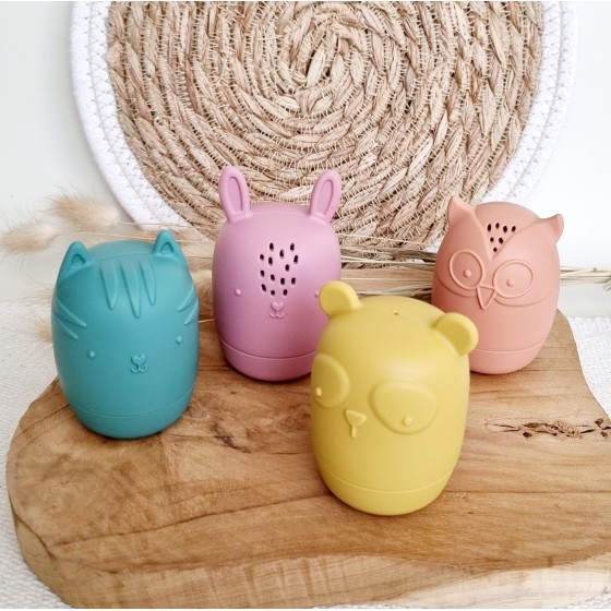 Set of 4 silicone bath toys