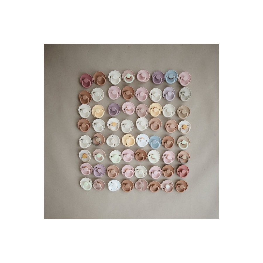 FRIGG Daisy pacifier | Blush