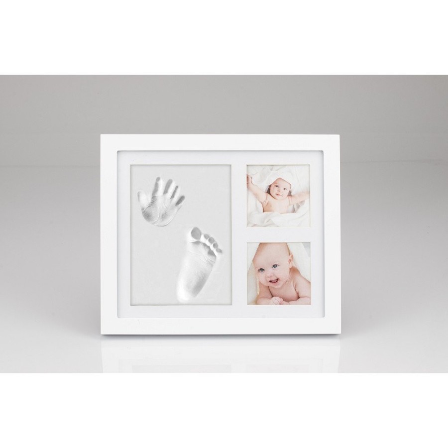 Pictures frame with 2 footprints