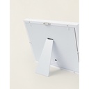 Pictures frame with 2 footprints